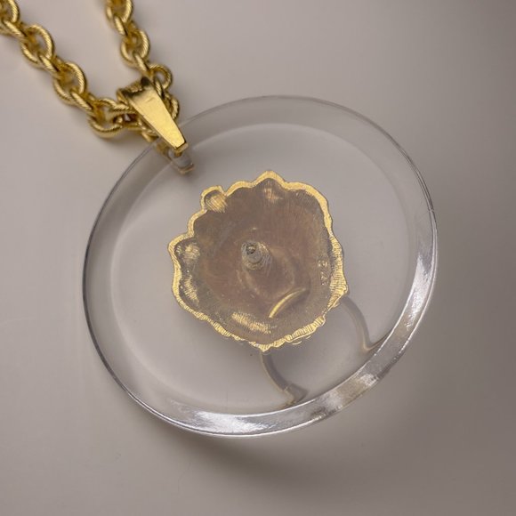 Vintage Art Signed Gold Lion Head Door Knocker Round Lucite Gold Chain Necklace - Picture 4 of 12